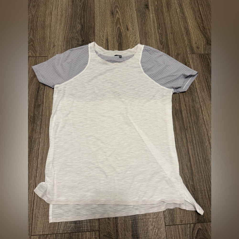 Sweaty Betty Women's Breeze Short Sleeve T-Shirt In White Gray Size Small